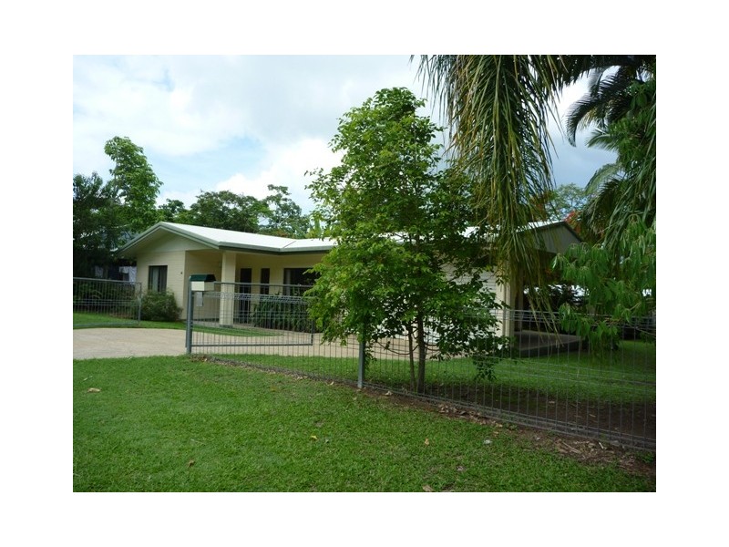 26 McFarlane Drive, Kanimbla QLD 4870