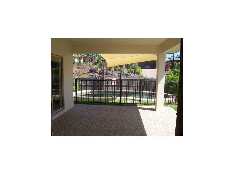 35 Greenock Street, Brinsmead QLD 4870