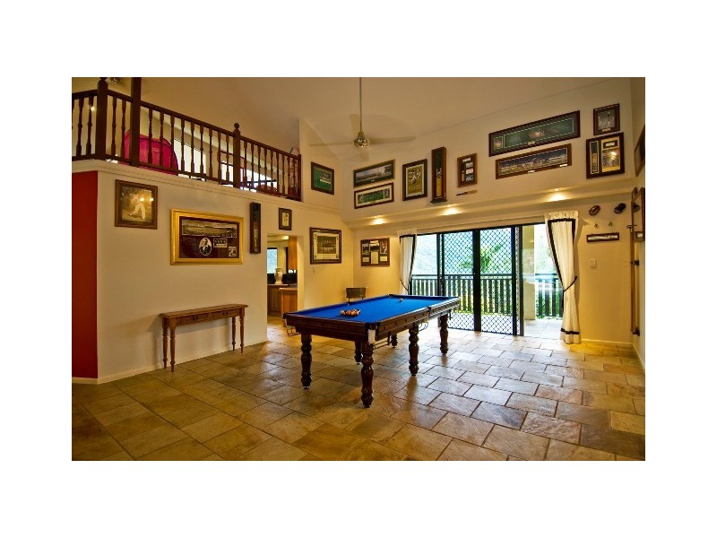 4 Lichen Close, Redlynch QLD 4870