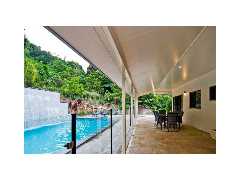 4 Lichen Close, Redlynch QLD 4870