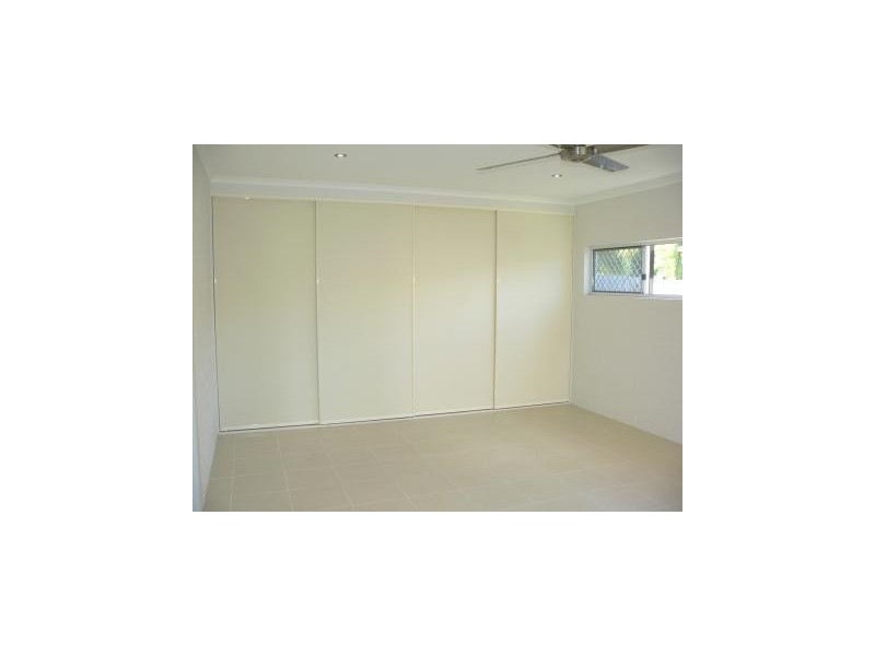 50 Cheviot, Smithfield QLD 4878