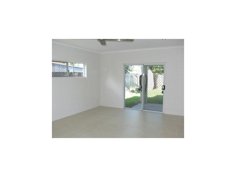 50 Cheviot, Smithfield QLD 4878