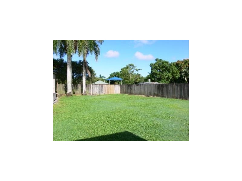 50 Cheviot, Smithfield QLD 4878