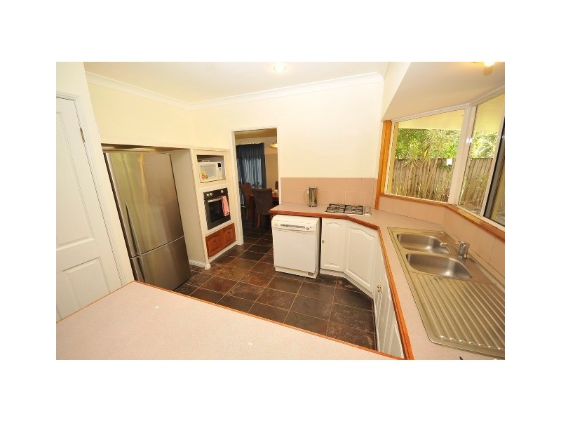 6 Satinash Close, Redlynch QLD 4870