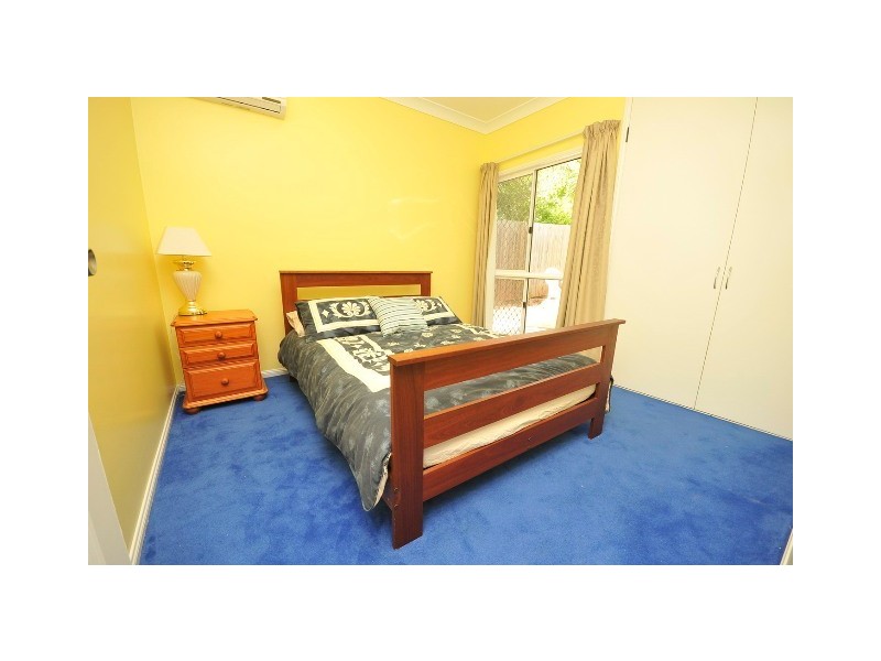 6 Satinash Close, Redlynch QLD 4870