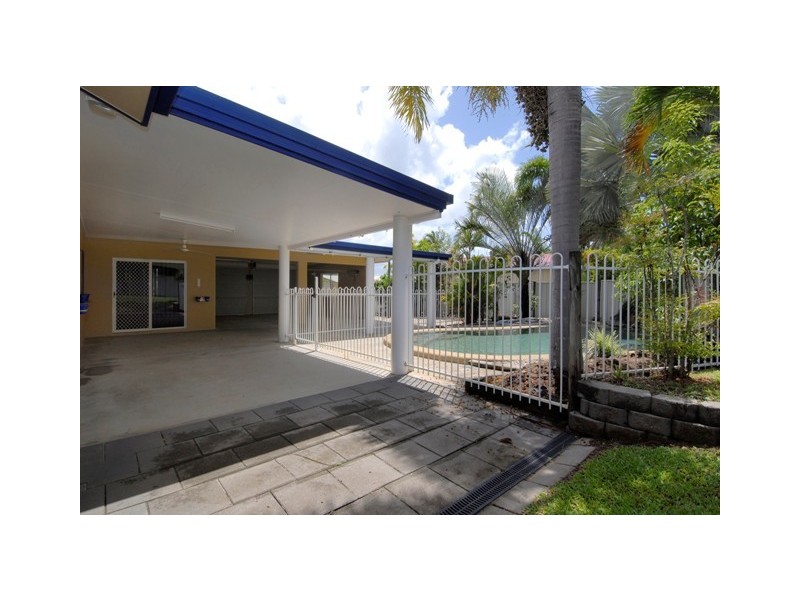25 Boonaree Close, Mount Sheridan QLD 4868