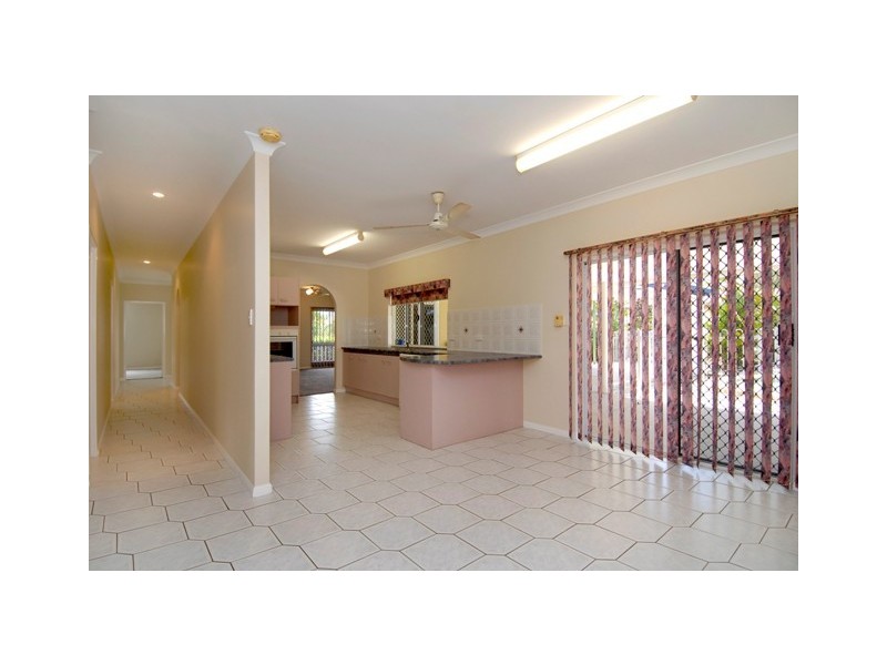 25 Boonaree Close, Mount Sheridan QLD 4868