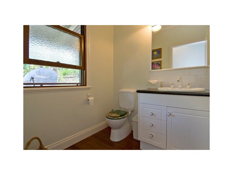 2-4 Runnymede Avenue, Redlynch QLD 4870