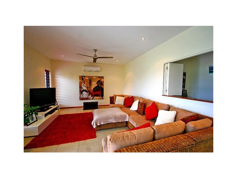 21 The Peak, Brinsmead QLD 4870