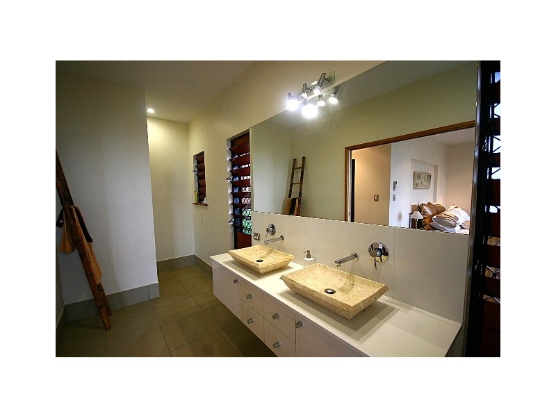 21 The Peak, Brinsmead QLD 4870