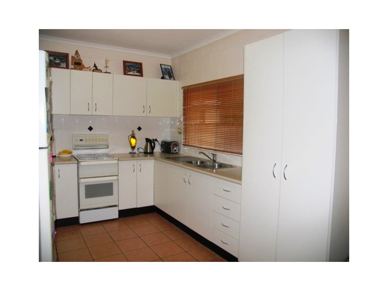 11 Adventure Close, Bentley Park QLD 4869