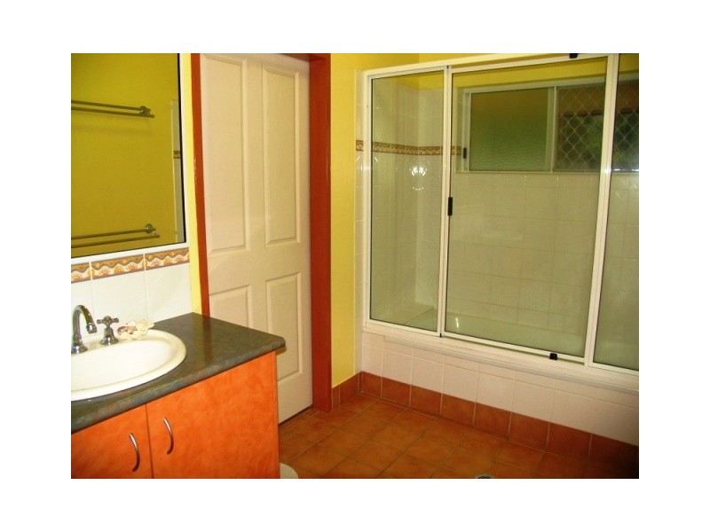 11 Adventure Close, Bentley Park QLD 4869