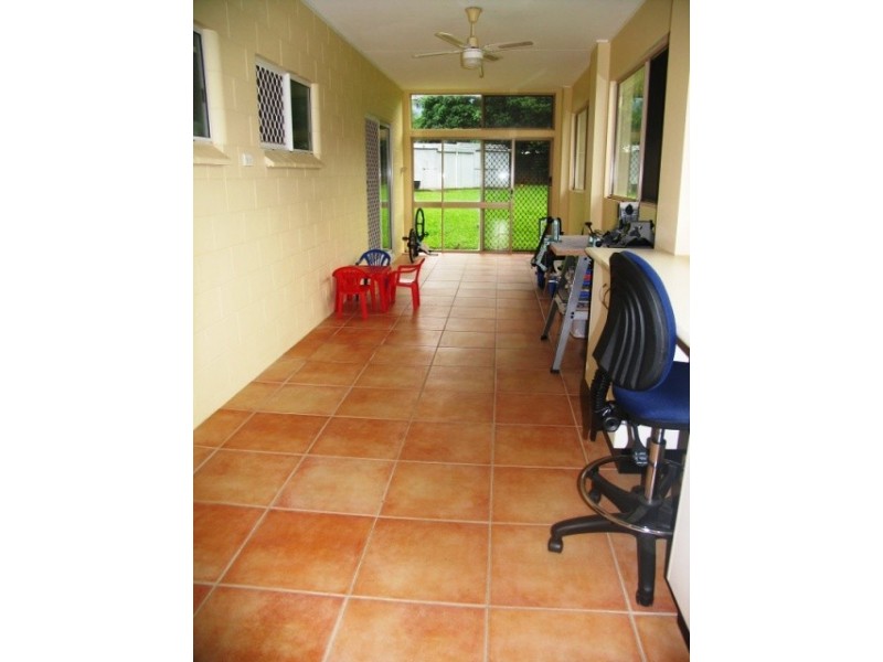 11 Adventure Close, Bentley Park QLD 4869