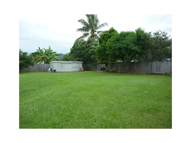 11 Adventure Close, Bentley Park QLD 4869