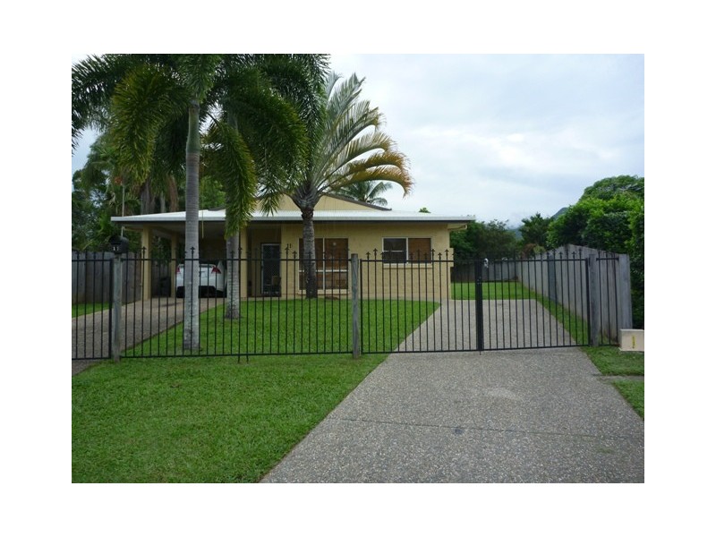 11 Adventure Close, Bentley Park QLD 4869