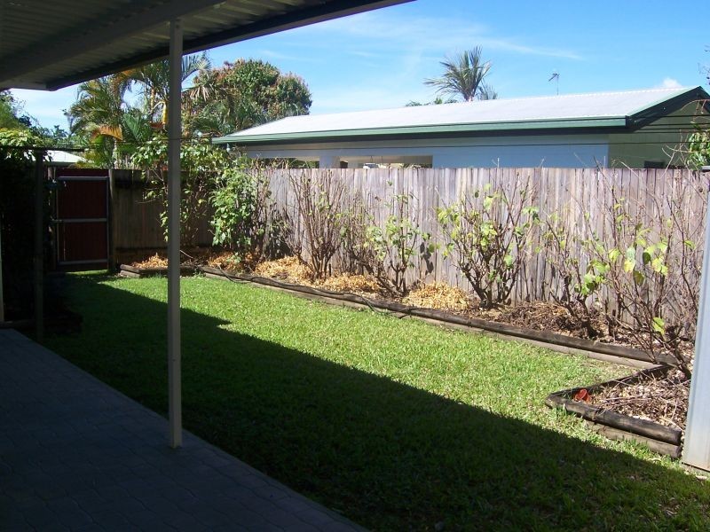 Mooroobool QLD 4870