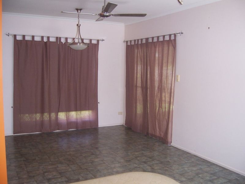 Mooroobool QLD 4870