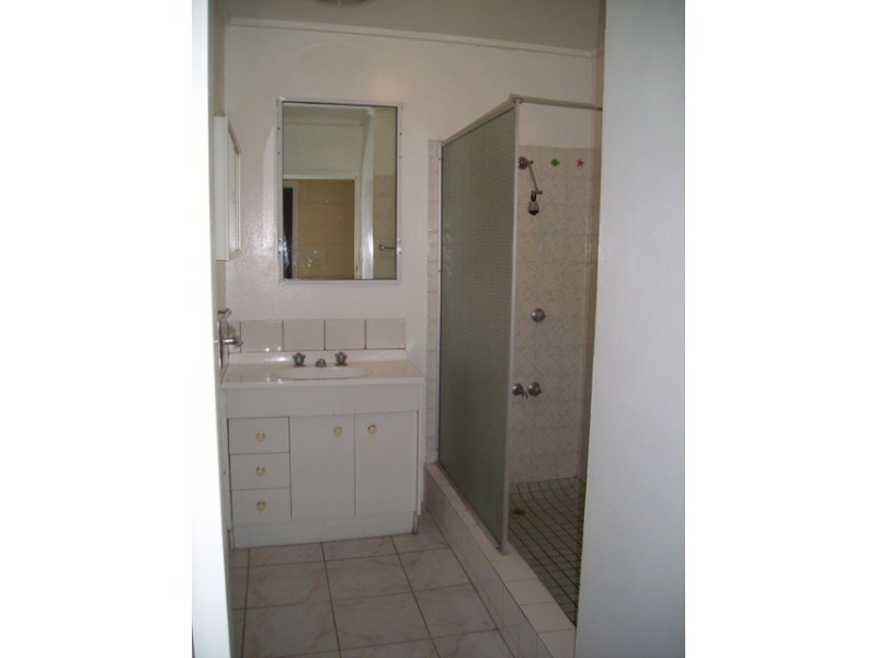 Mooroobool QLD 4870