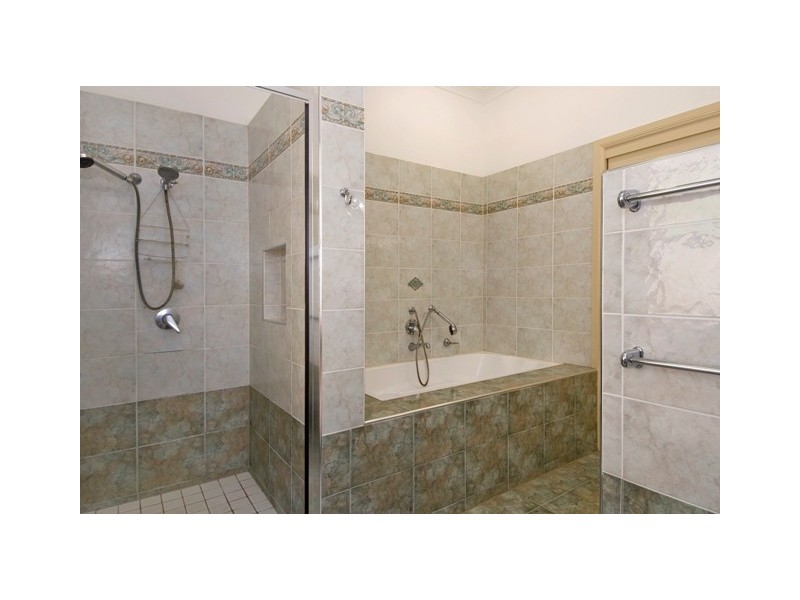 Bayview Heights QLD 4868