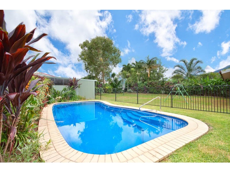 32  Bathurst Drive, Bentley Park QLD 4869