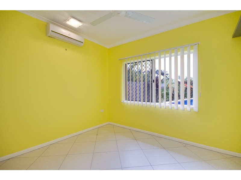 32  Bathurst Drive, Bentley Park QLD 4869