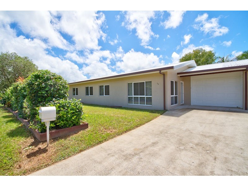 32  Bathurst Drive, Bentley Park QLD 4869