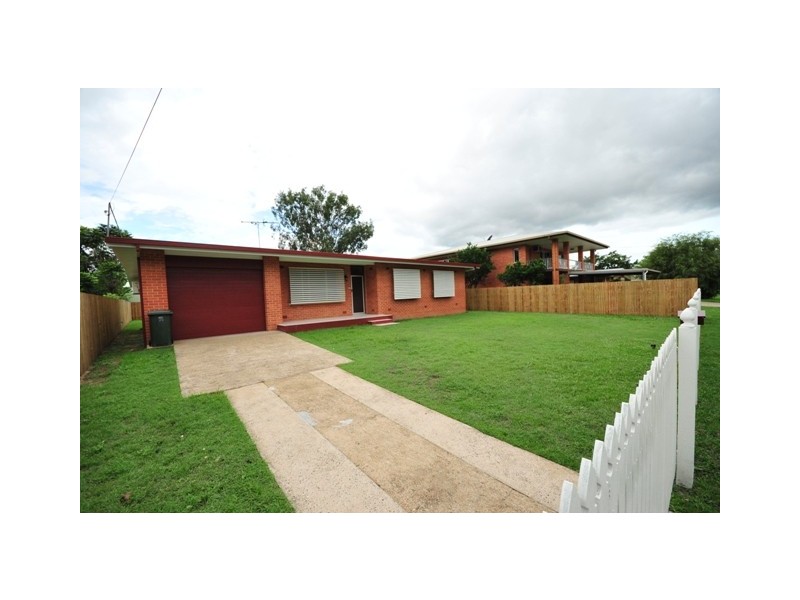 10 Brennan Street, Manunda QLD 4870