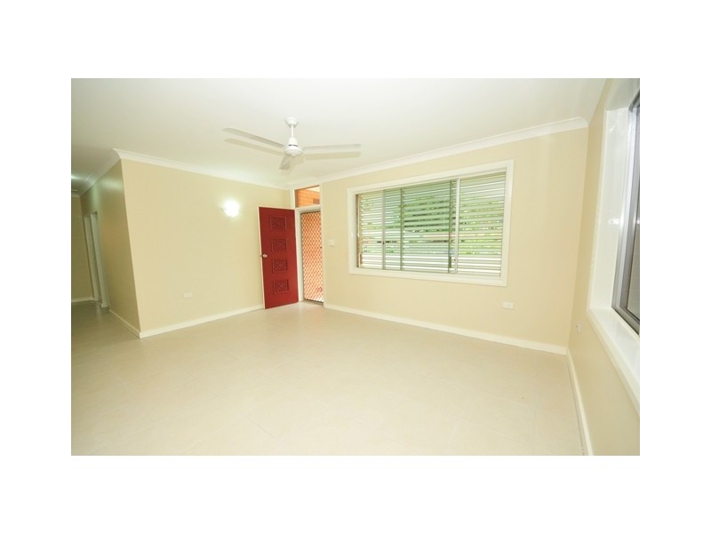 10 Brennan Street, Manunda QLD 4870