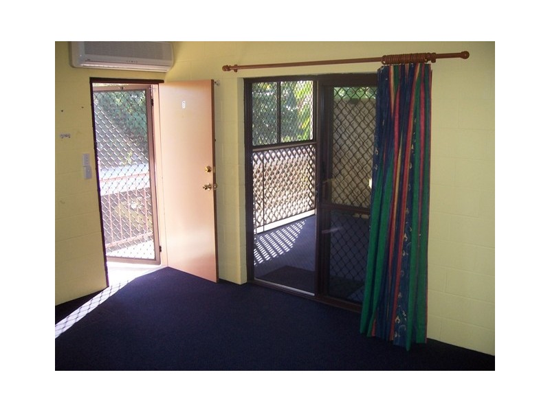 Yorkeys Knob QLD 4878