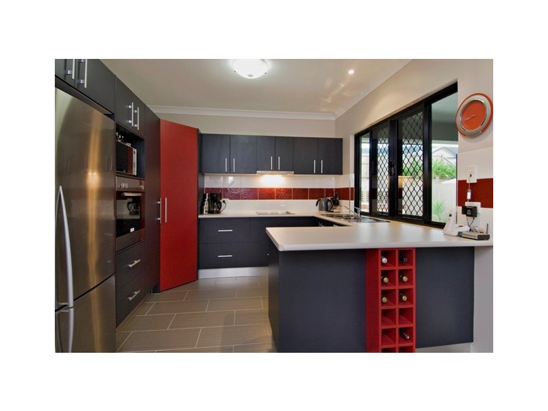 Bentley Park QLD 4869