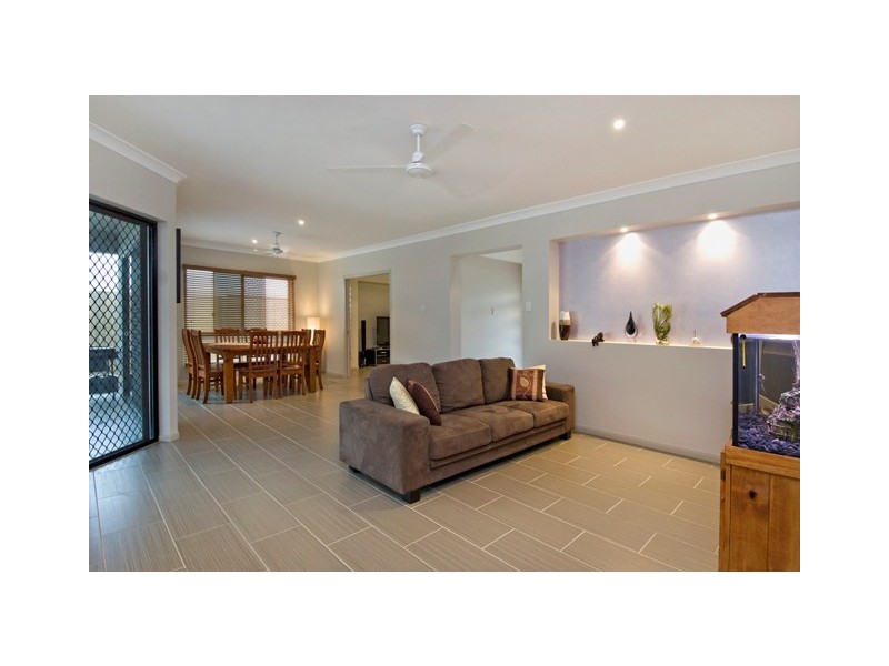 Bentley Park QLD 4869