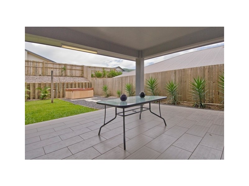 Bentley Park QLD 4869