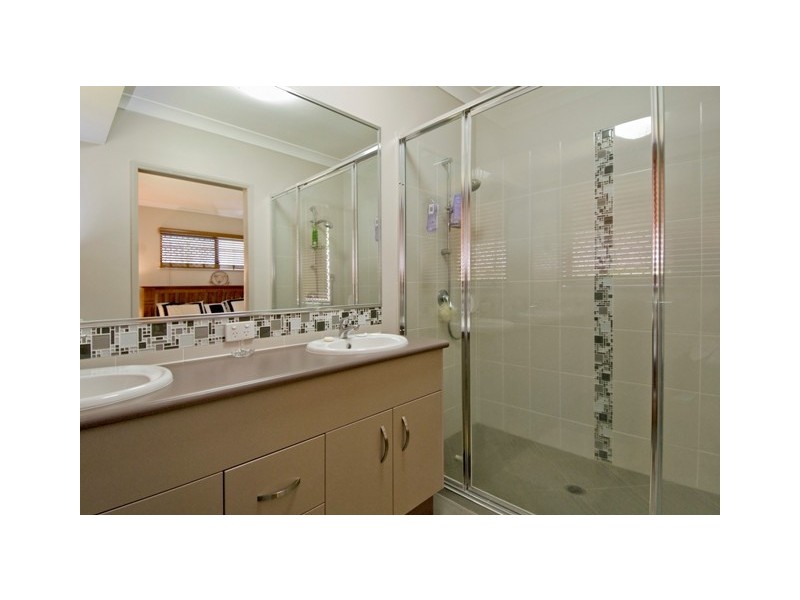 Bentley Park QLD 4869