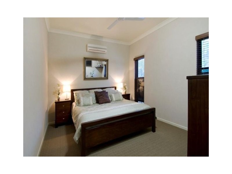 6 Bel-Air Drive, Whitfield QLD 4870