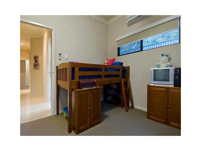 6 Bel-Air Drive, Whitfield QLD 4870