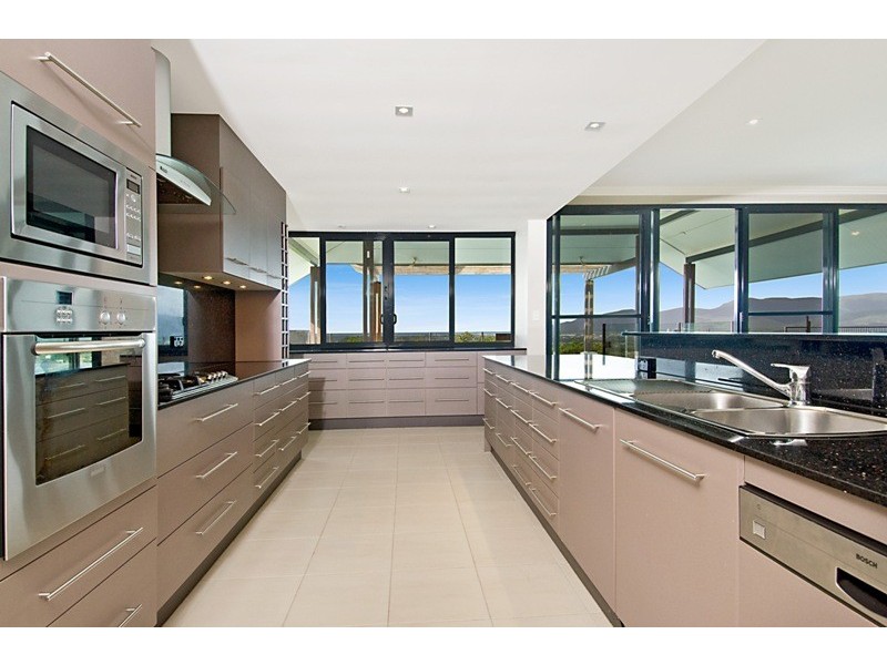 7-9  Jacana Close, Bayview Heights QLD 4868