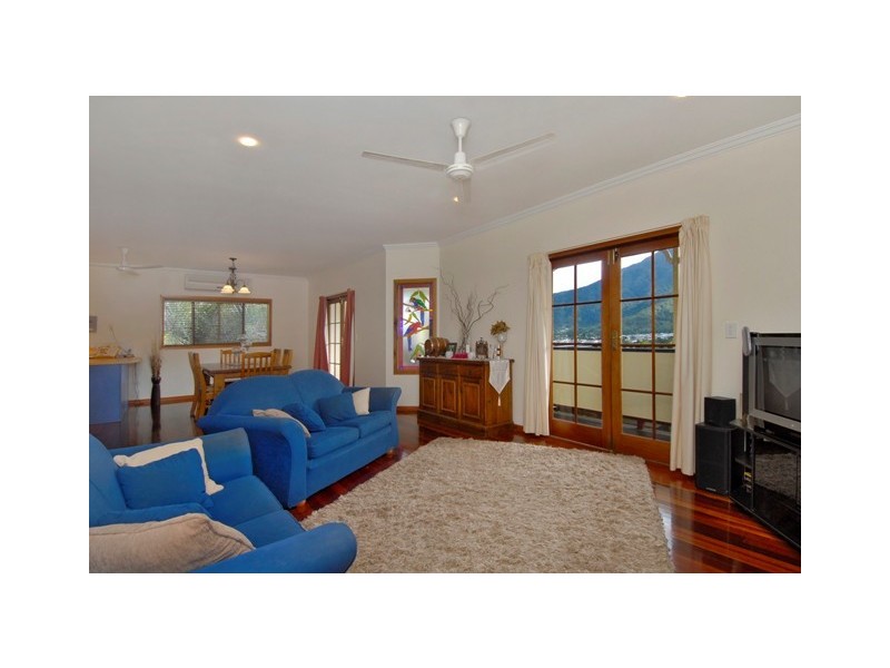 Bentley Park QLD 4869