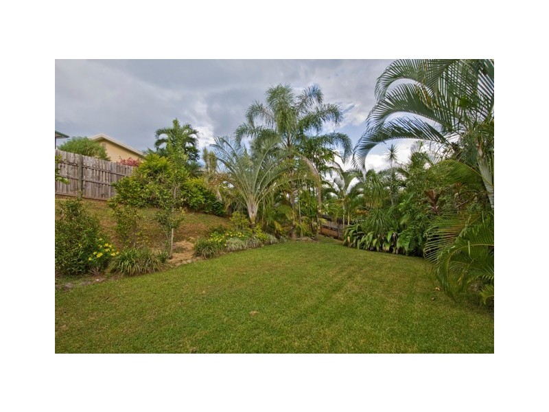 Bentley Park QLD 4869