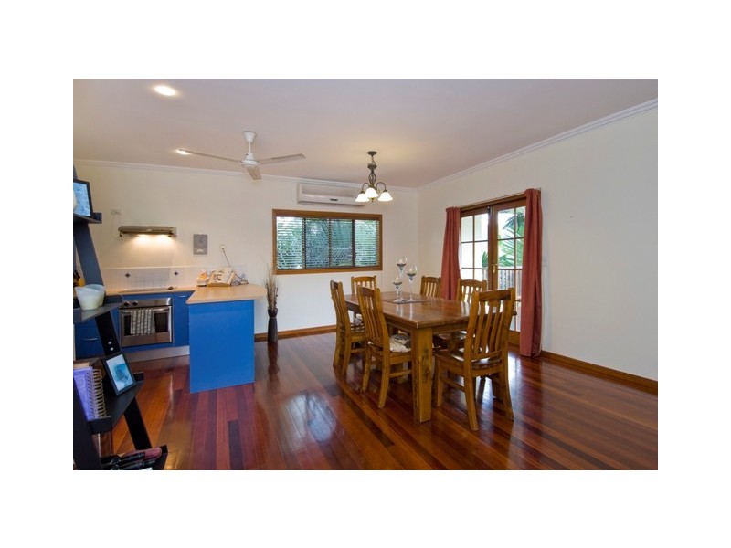 Bentley Park QLD 4869