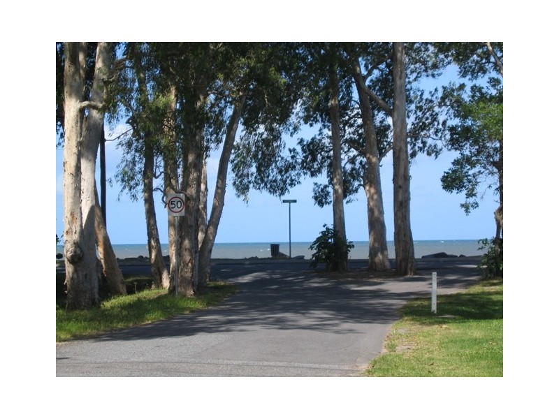 Machans Beach QLD 4878