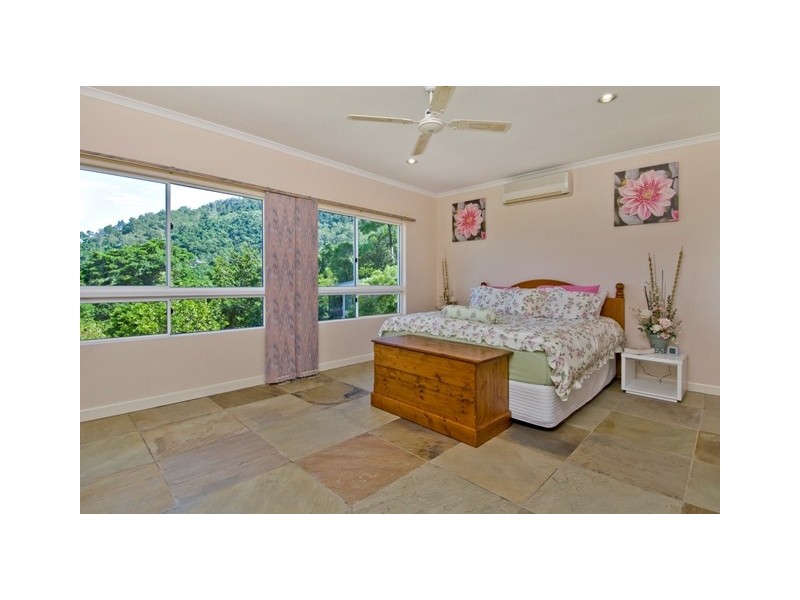 Bayview Heights QLD 4868