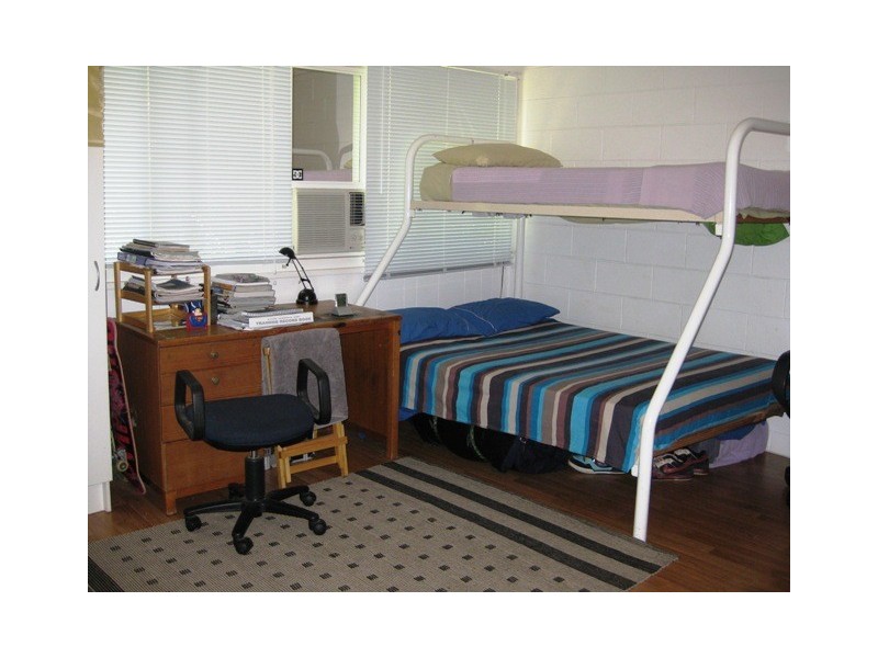 Holloways Beach QLD 4878