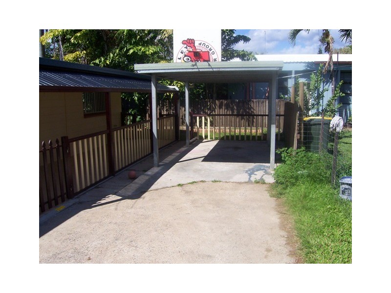 Manunda QLD 4870