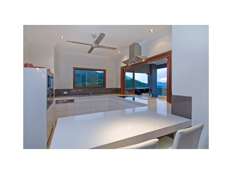 11-13 Jacana Close, Bayview Heights QLD 4868