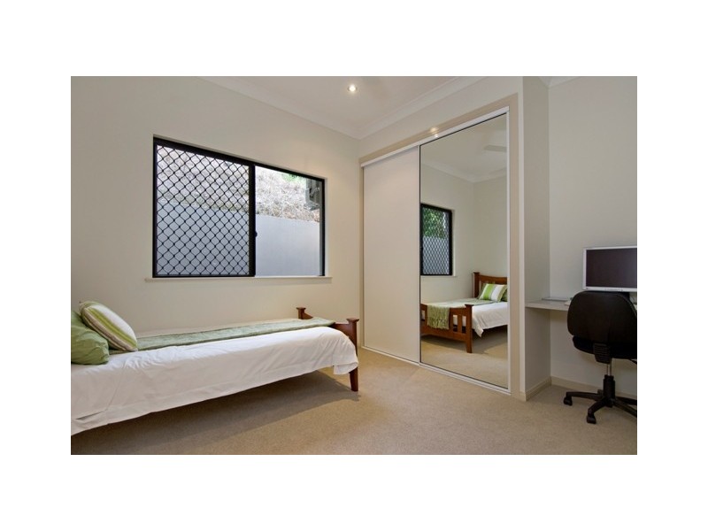 11-13 Jacana Close, Bayview Heights QLD 4868