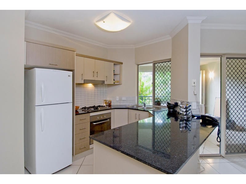 403/13 Mann Street, Westcourt QLD 4870