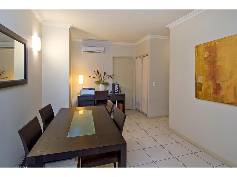 403/13 Mann Street, Westcourt QLD 4870