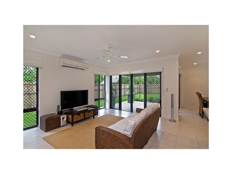 1 Conway Close, Bentley Park QLD 4869