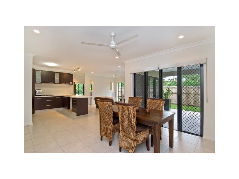 1 Conway Close, Bentley Park QLD 4869