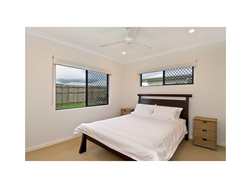 1 Conway Close, Bentley Park QLD 4869
